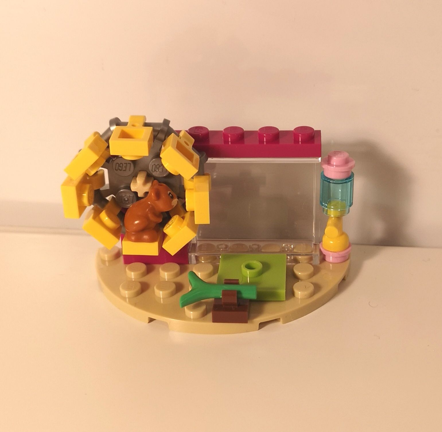Carte Lego Friends (cu miniset și figurine lego) - Petrecerea