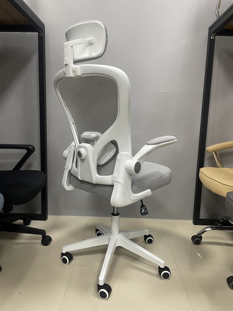 Офисное кресло модель 7801