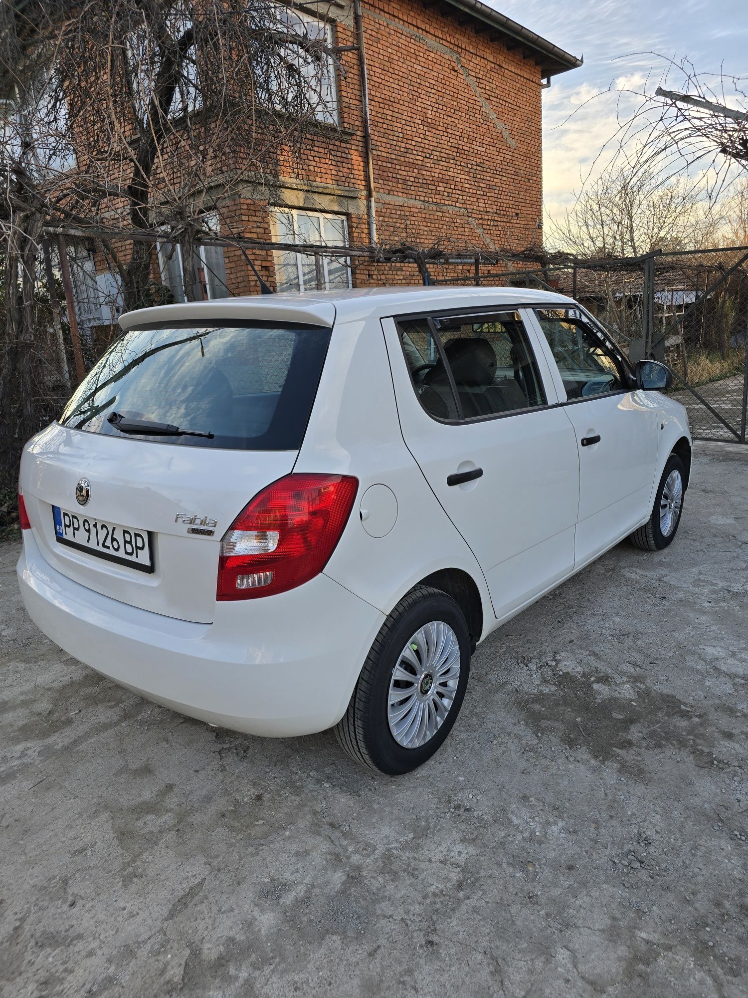 Skoda fabia 1,2 хечбек