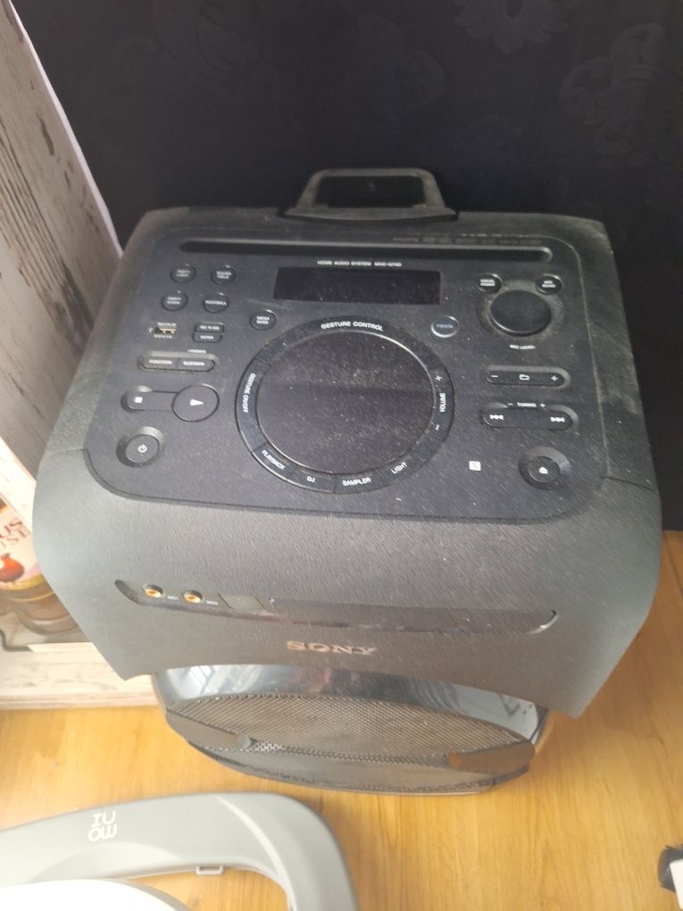 Bluetooth тонколони Sony MHC-GT4D
обща цена: 1149.99 лв.