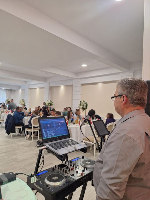 DJ Valentin & Carmen