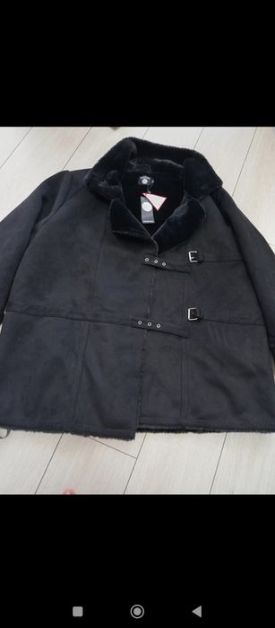 Jacheta înaltă dama BooHoo