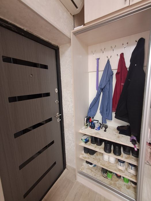 Прихожка с длинной андресолью