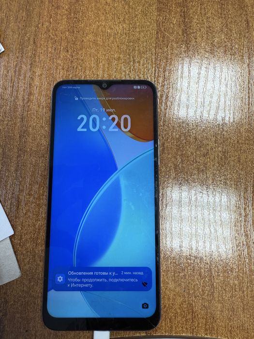 Продам телефон honor x6