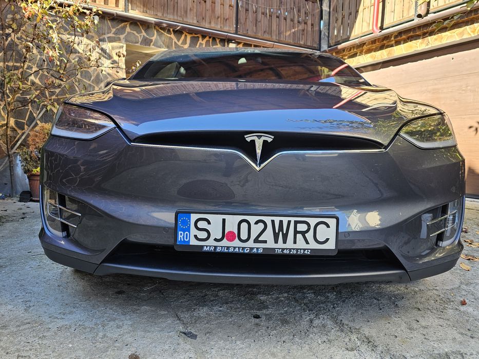 Vand Tesla Model  X Free suc Sc 01 90DIncarcare gratis pe viata.