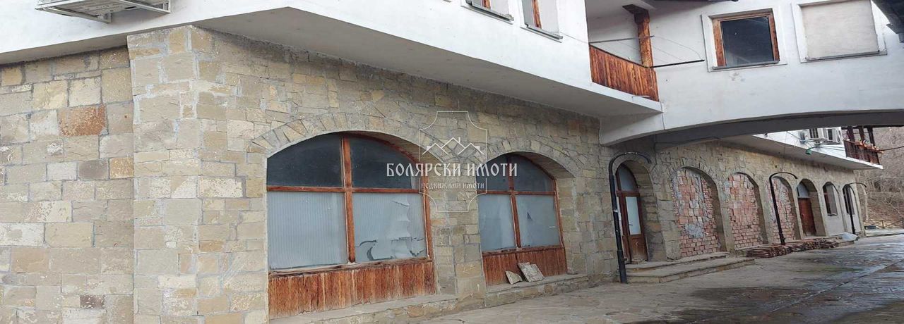Продава се Многостаен апартамент в Велико Търново, Асенов - 195 кв.м за 256 €/кв.м - Снимка #2