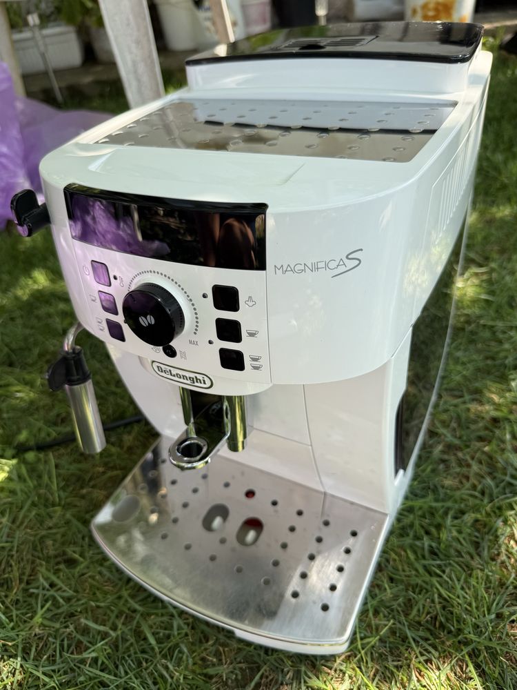 Кафемашина Delonghi