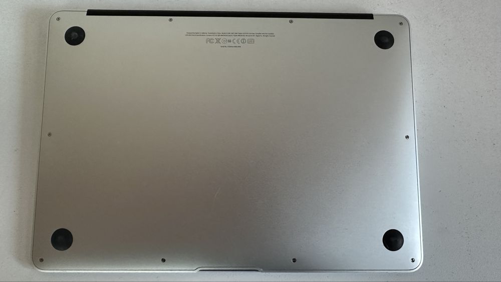 MacBook Air 13", MacOS High Sierra