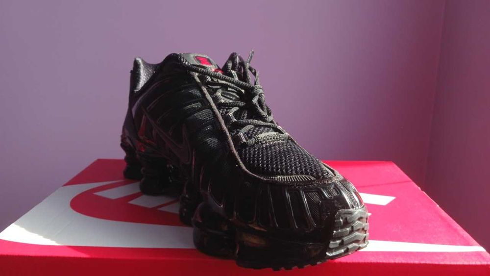 Nike Shox TL "Black Metallic Hematite"