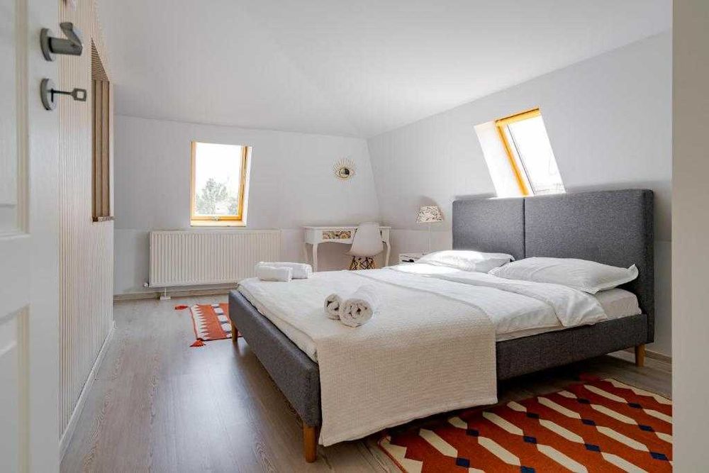 Apartament superb 4 camere, scară interioară: Central București Unirii