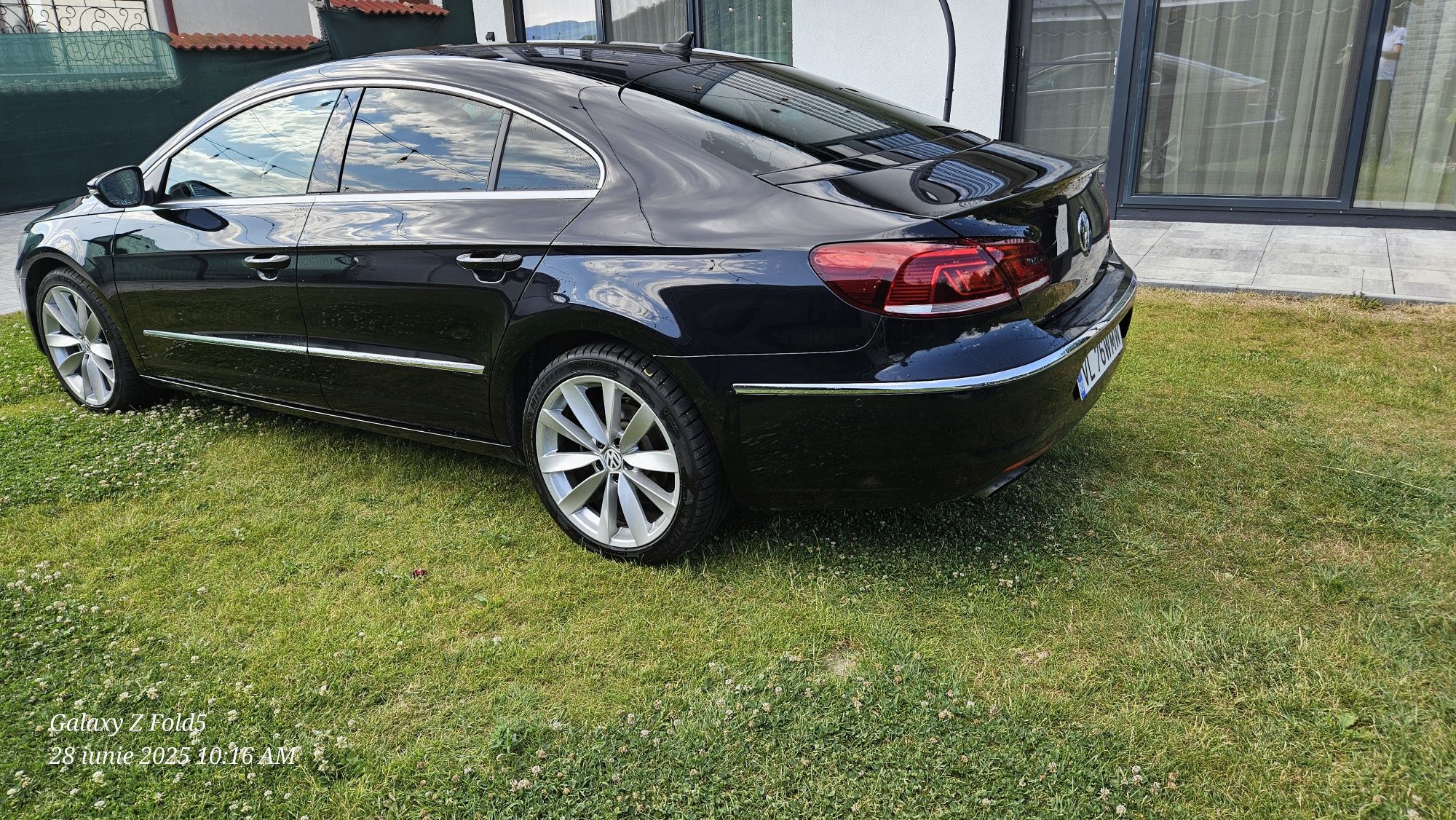 Passat CC 2013 2.0 TDI DSG 

Volkswagen Passat CC 2012