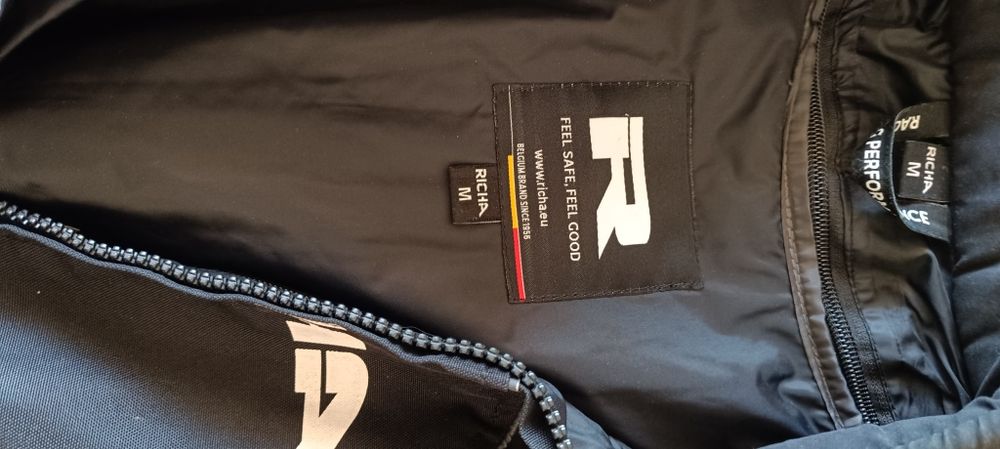 Мото екипи от две части и текстилни якета