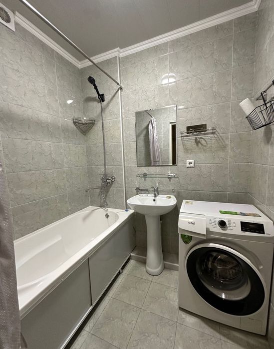 Ijaraga beriladigan uy Maxtunquli yangi domda 3 xonalik 750$