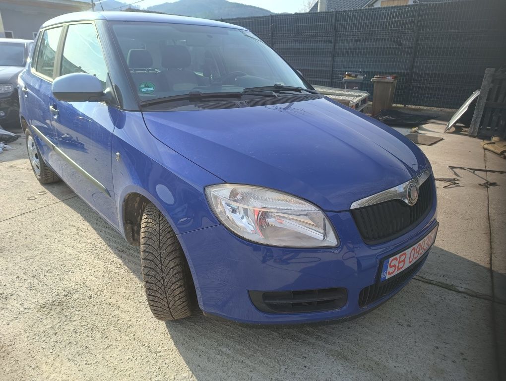 Dezmembrări piese dezmembrez Skoda Fabia 2 2009 1.2i CGPA