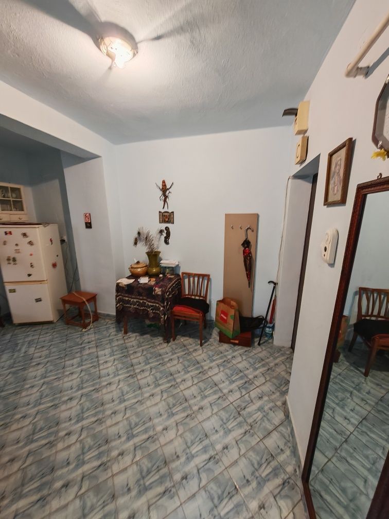 Apartament Etajul 2 - Lângă Farmacie Salix