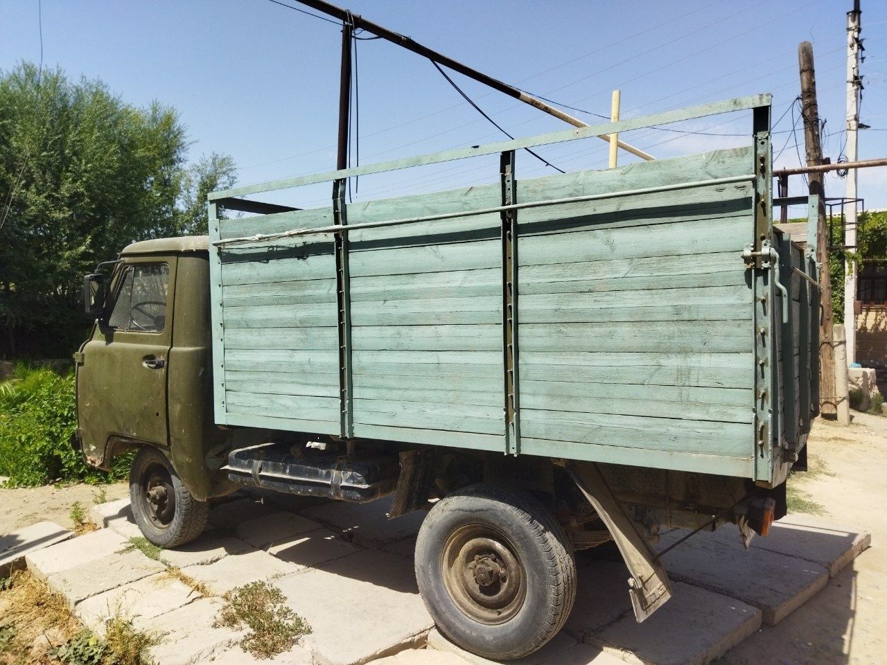 Uaz gazli 2000 min