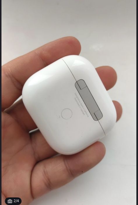 Орининал кейс от airpods 3