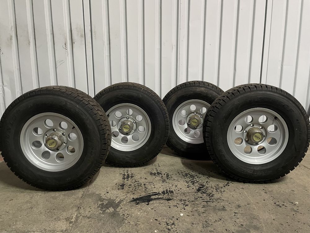 Jante ORIGINALE Toyota Hilux + anvelope de Iarnă DUNLOP 265/70 R16