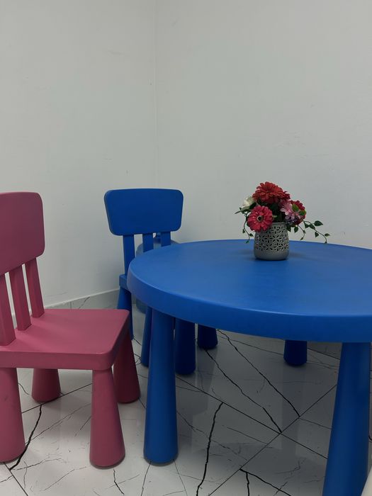 Продам стол икея + стуль и ресепшн