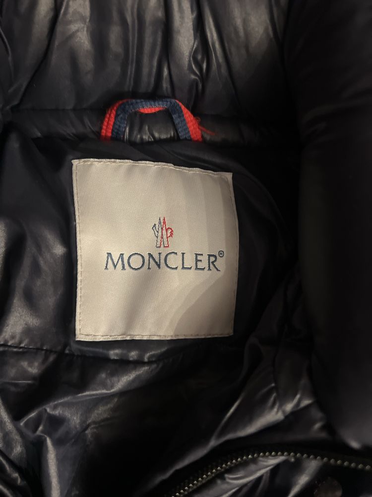 Дамско яке Moncler