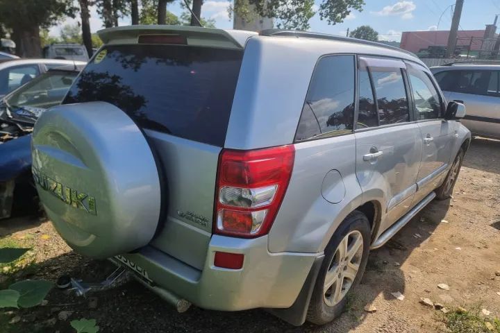 pompa abs injectie servodirectie frana vacuum clapeta de acceleratie racitor gaze egr alternator electromotor compresor clima ac  Suzuki Grand Vitara 2007  motor 1.9ddis f9q Dezmembrez piese