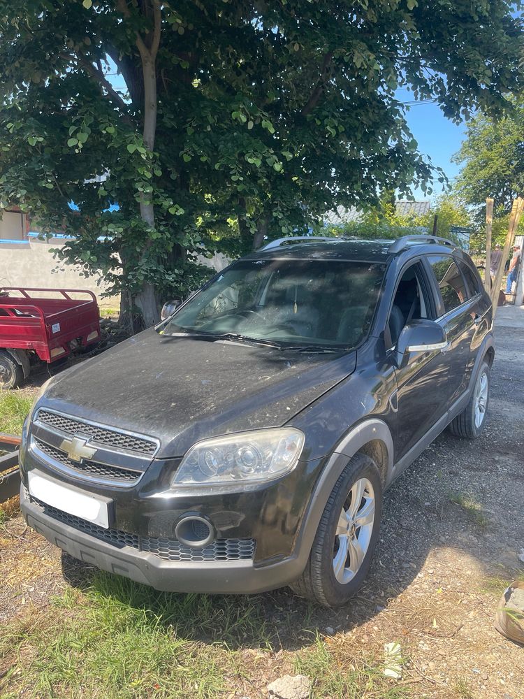 Dezmembrez chevrolet captiva 2.0