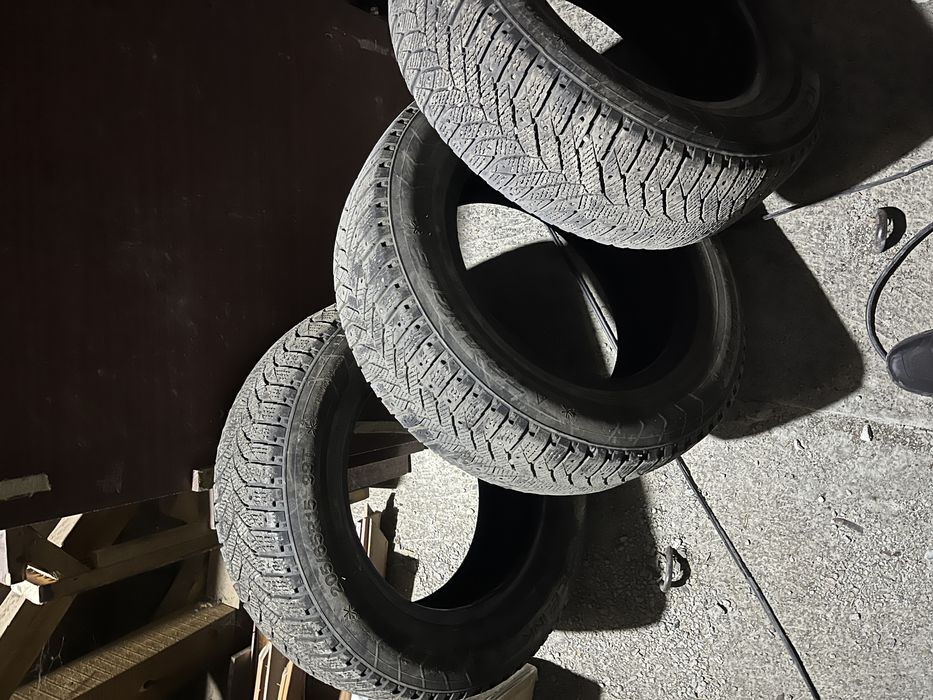 Продам зимние шины