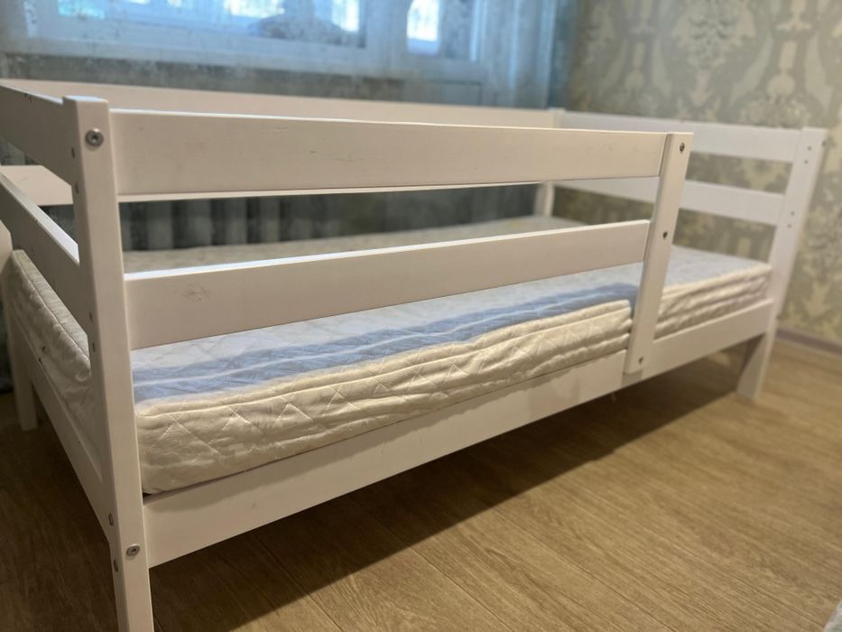 Кровать детская с матрасом за 35 тыс.тг.