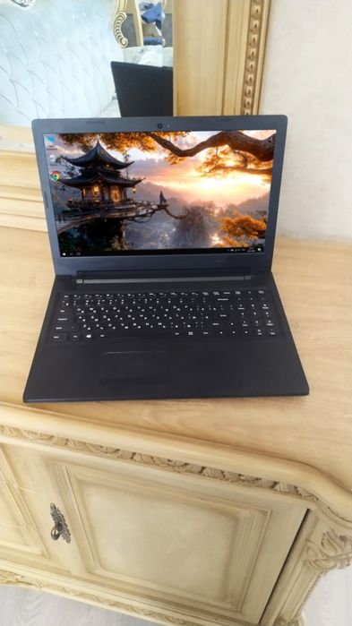 Lenovo ideapad 100-15. Windows 10, батарейка держит