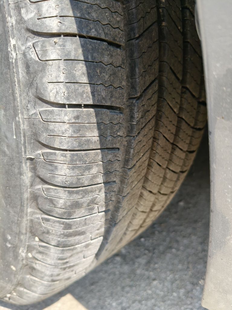225/55/17 Michelin Defender DOT 22