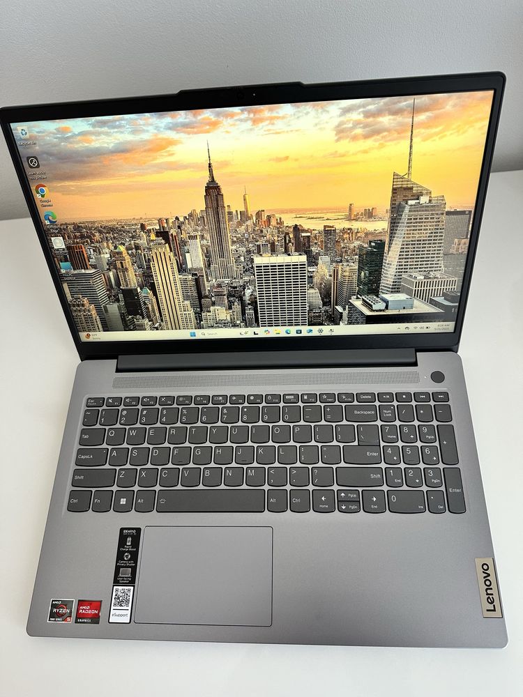 Laptop Lenovo NOU