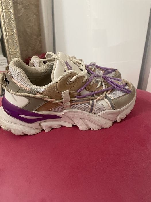 Togoshi Сникърси 38-ми номер WPRS-2021W05141 Бял