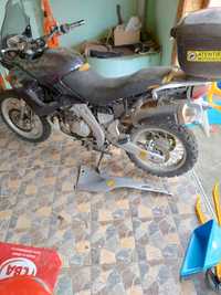 Aprilia pegaso 650