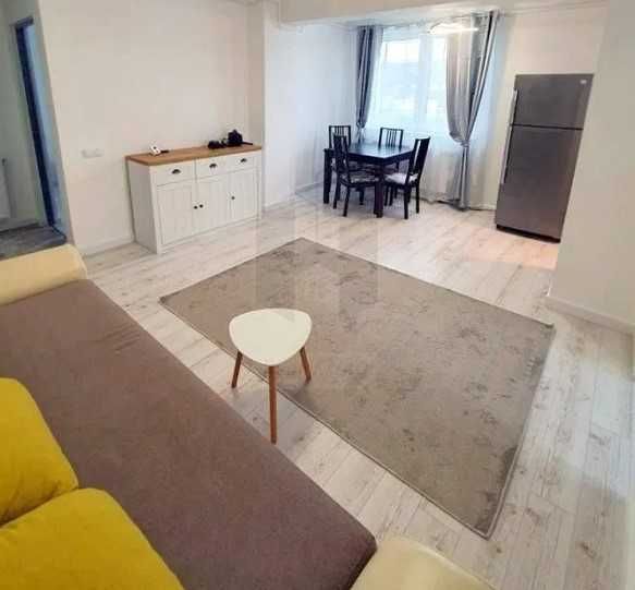 Дава се под наем Тристаен апартамент в Пловдив, Каменица 1 - 87 кв.м за 193.8 € - Снимка #4