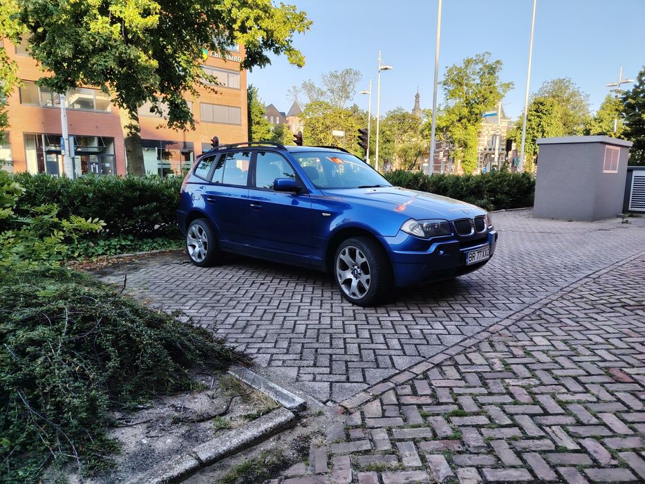 Vand Bmw X3 2.5 benzina