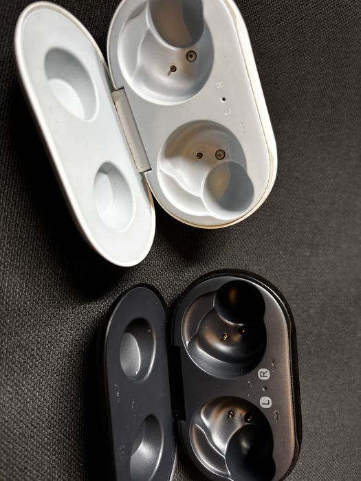 Vand casti samsung perfect functionale