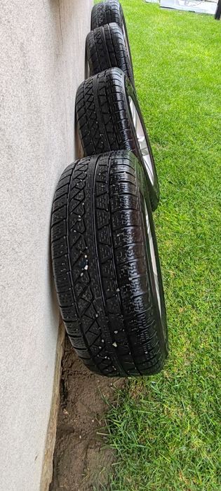 Продавам зимни гуми с джанти