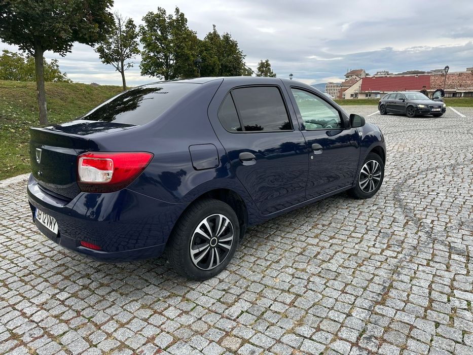 Vând Dacia Logan ||