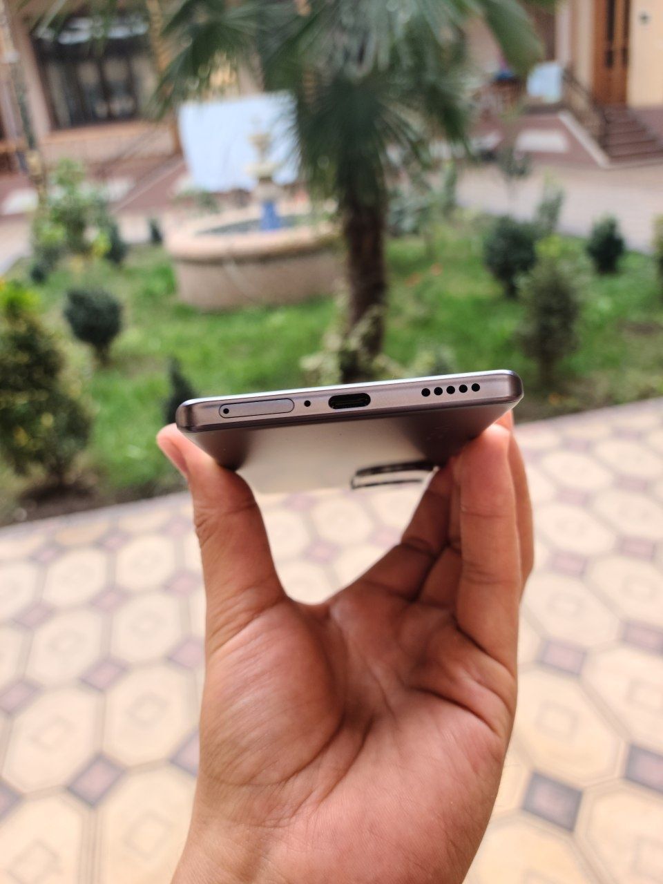 SROCHNO‼️Vivo v 40 zeiss