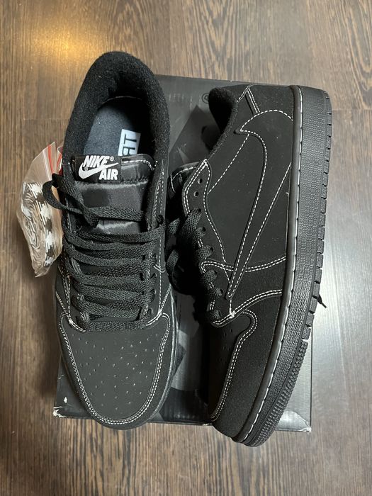 Jordan 1 low black phantom