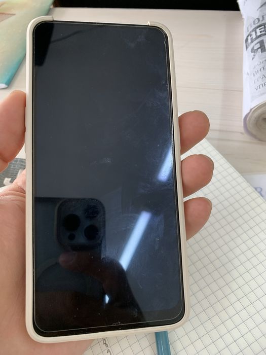 Oppo reno sotiladi