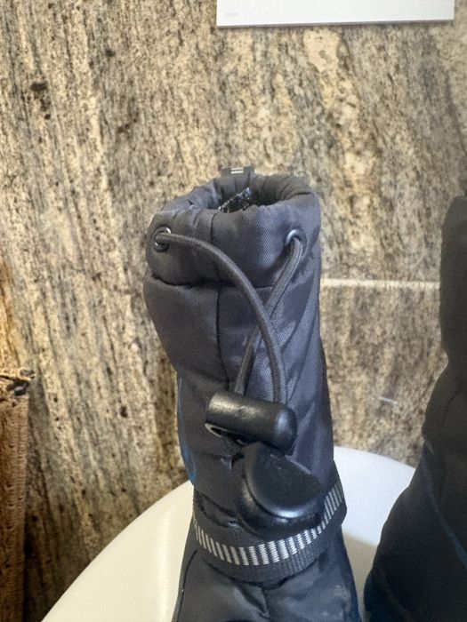 ghete albastre de baieti