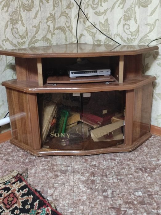 Тумба под телевизор