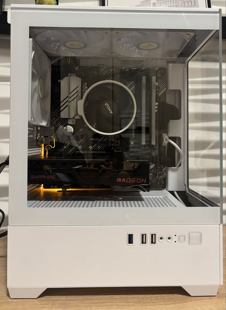 Бял геймърски компютър Ryzen 3600, RX6500XT 4gb, 16 Ram, 512 SSD, 500w