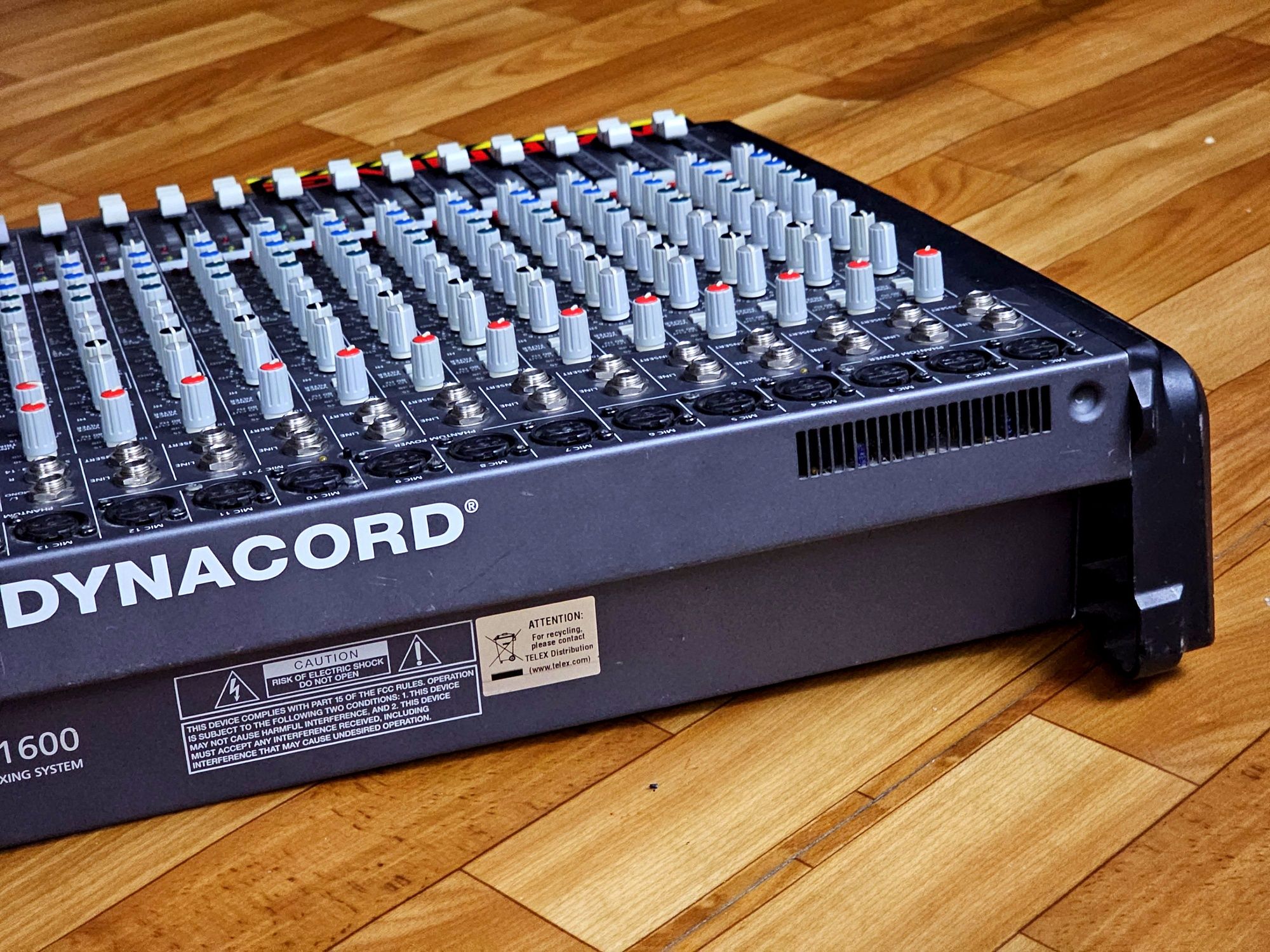 Пассивный микшерный пульт DYNACORD CMS 1600-2