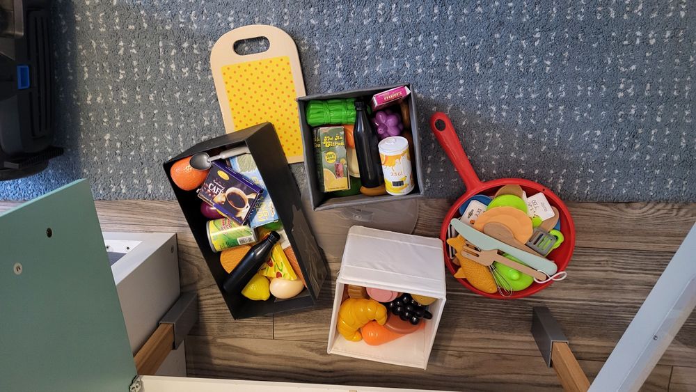 Bucatarie lemn copii si casa de marcat