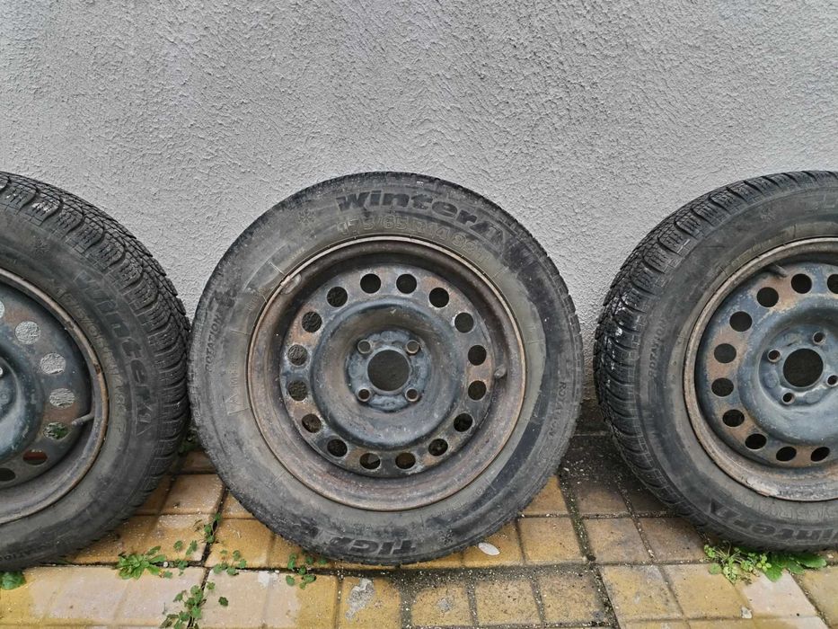 Гуми с джанти-14цола