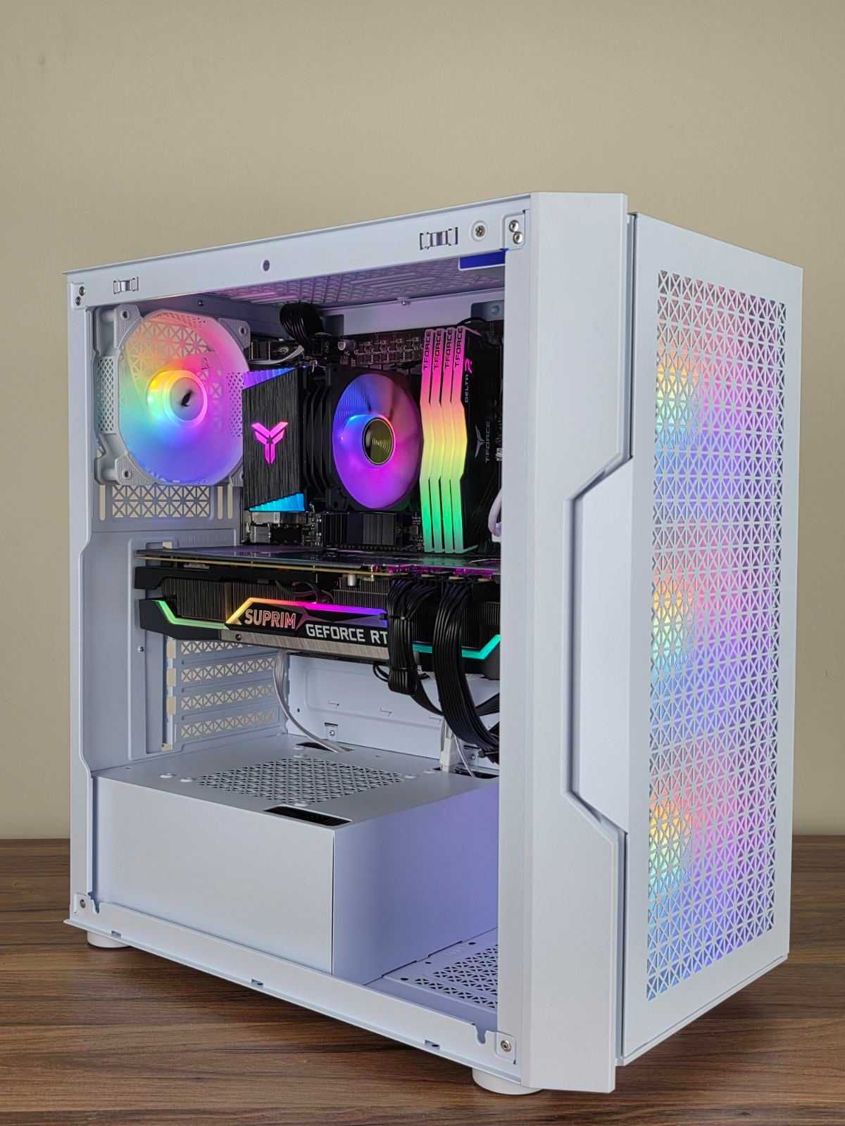 Нов / Гаранция  (RTX 3080 / Ryzen 5700X)  Геймърски