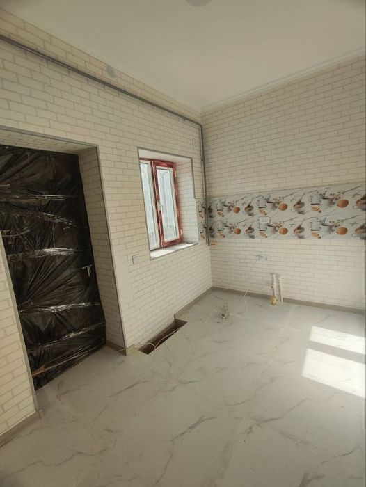 рисовый рынок 1 ком 28м2 1/1  ремонт