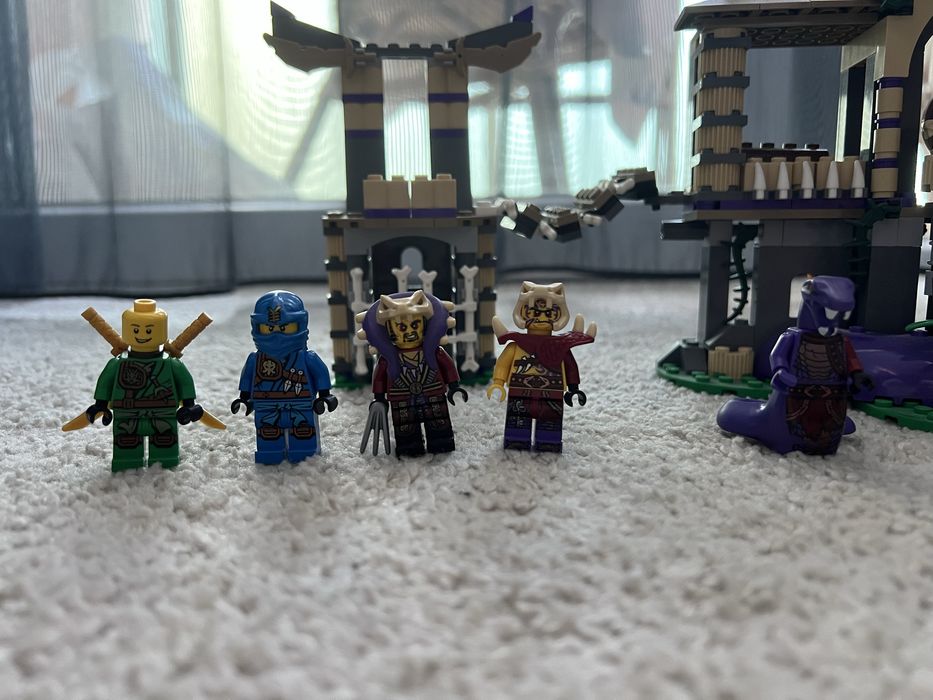 Ninjago 70749 Enter the serpent